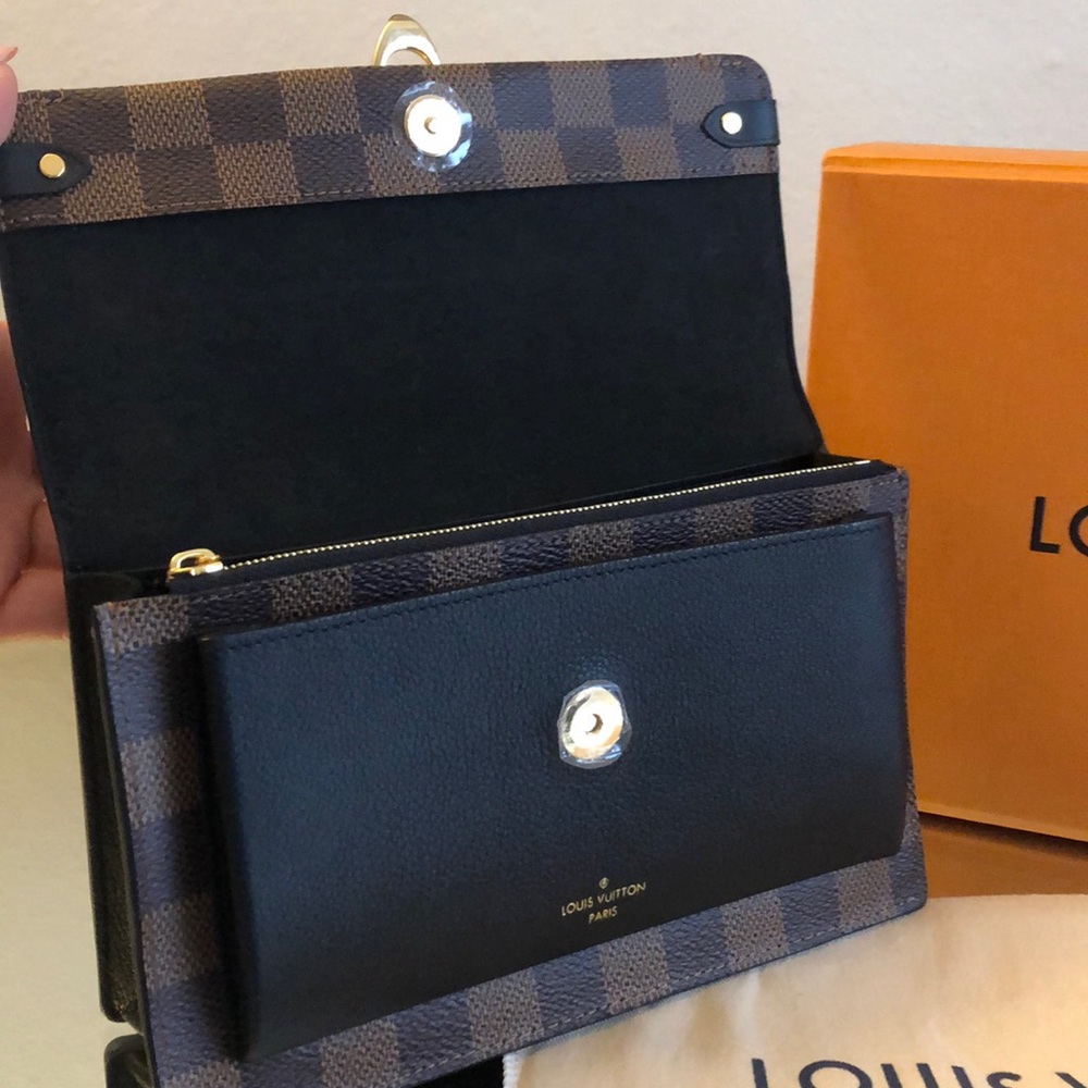 ❤️SOLD❤️Authentic Vavin Chain Wallet Louis Vuitton - Picture 2 of 8